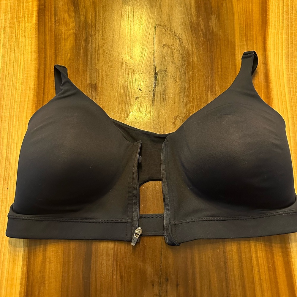 Old navy sports bra